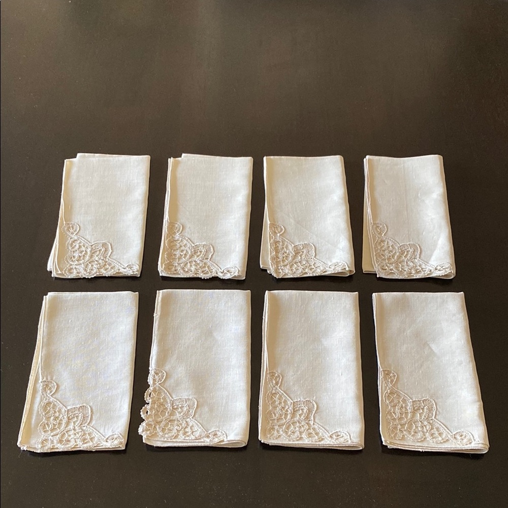 Set of 8 Cream Vintage 1980’s Battenberg Lace 16” Linen Napkins!